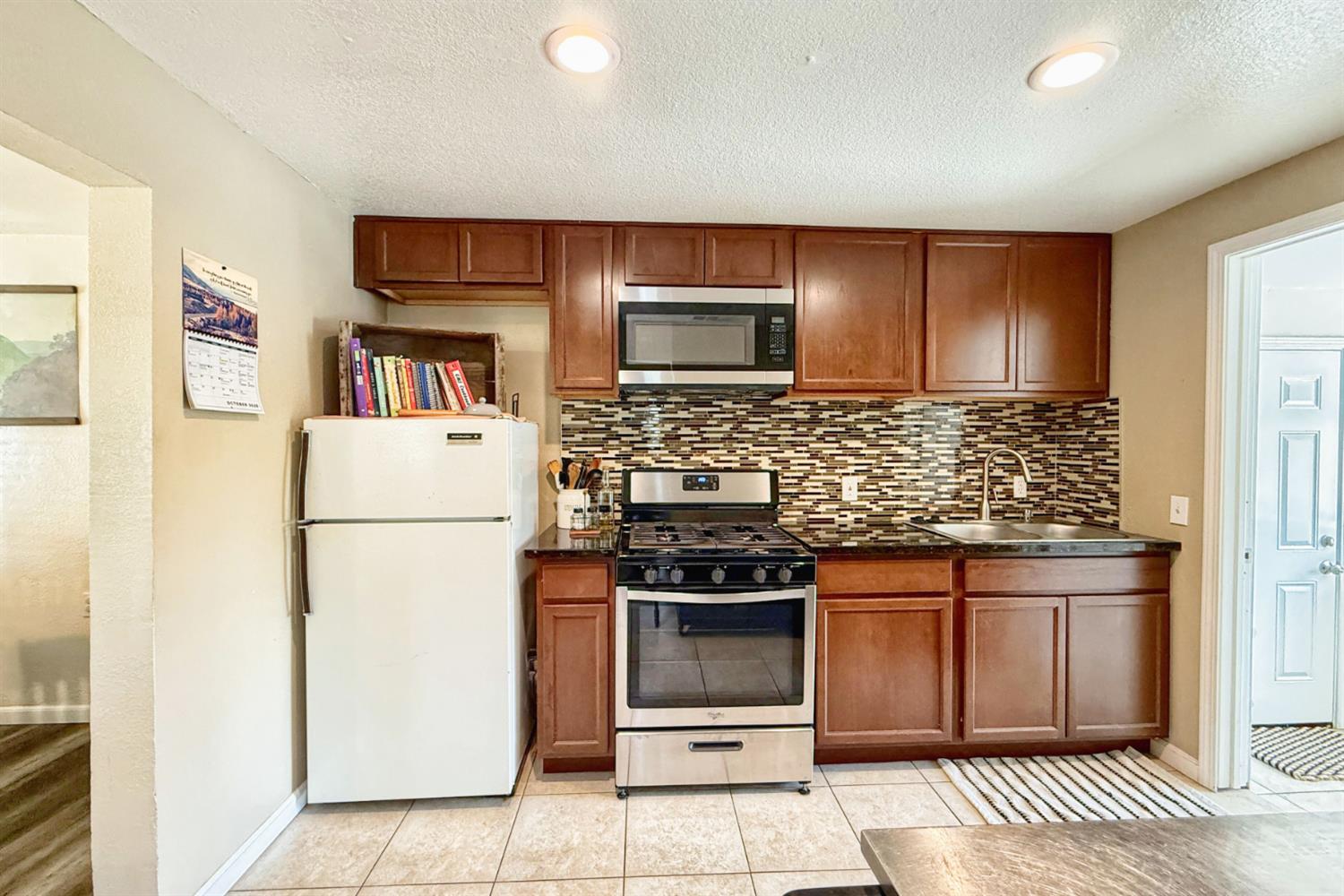 2638 Valley Dr, Atwater, CA 95301