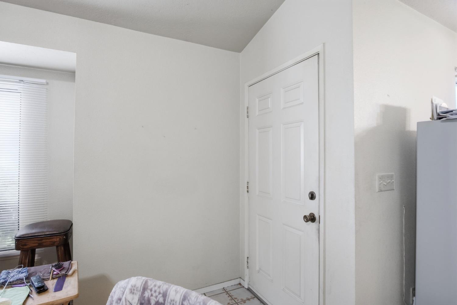 1260 Windsor Ct, Turlock, CA 95380