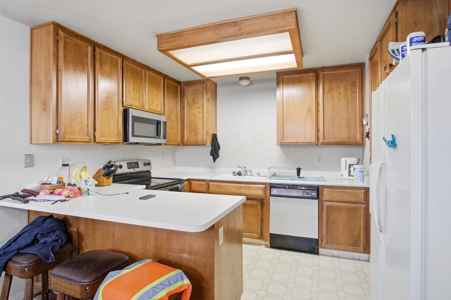 1260 Windsor Ct, Turlock, CA 95380