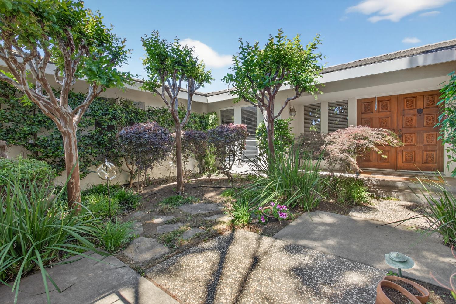 1909 Chelwood Way, Modesto, CA 95355