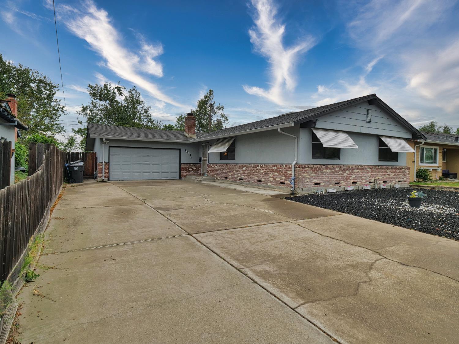 1037 Tenaya Ct, Manteca, CA 95337