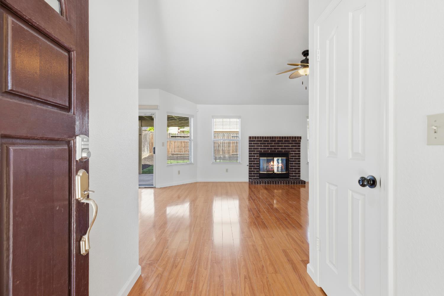 416 Mid Pines Way Way, Modesto, CA 95354