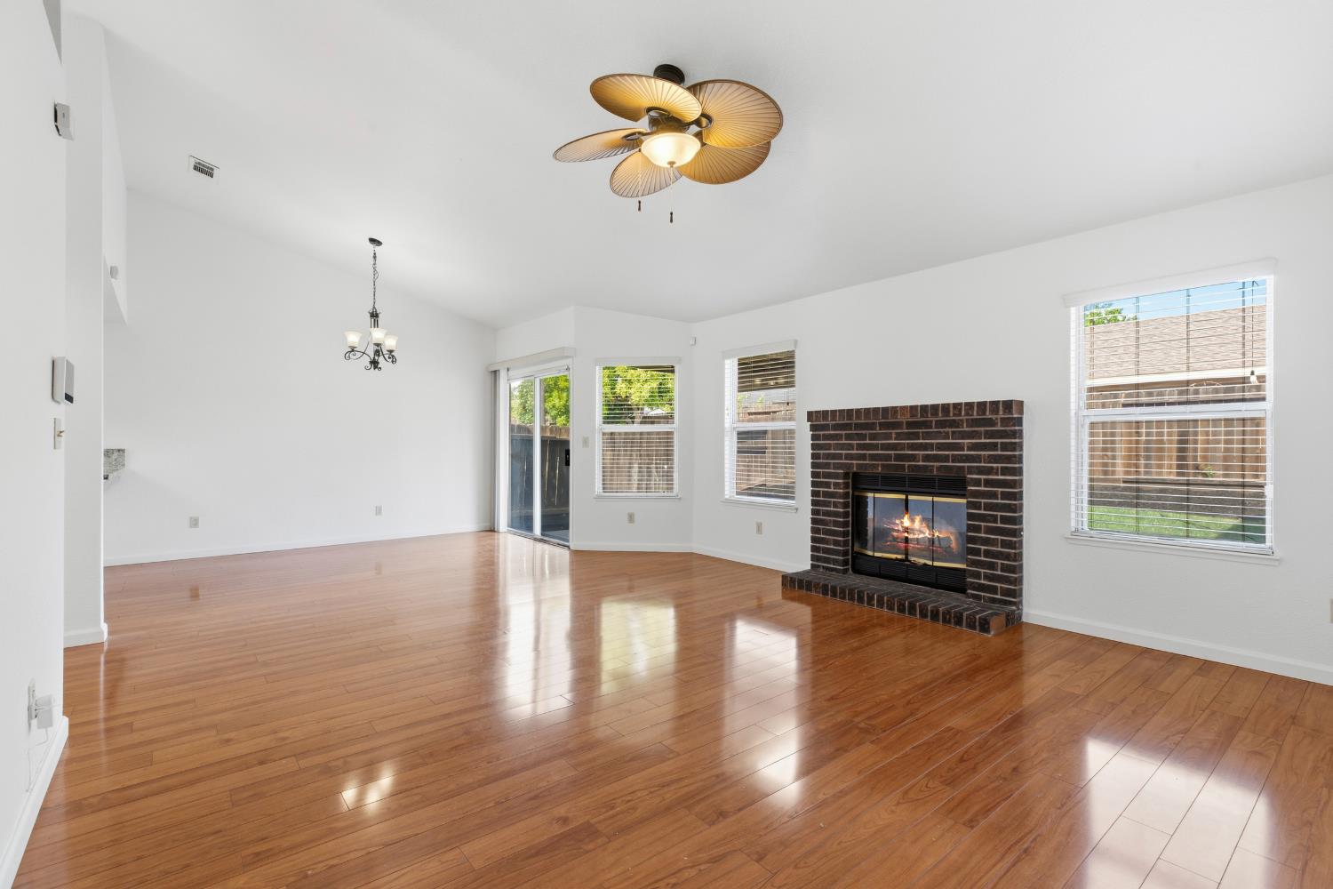 416 Mid Pines Way Way, Modesto, CA 95354