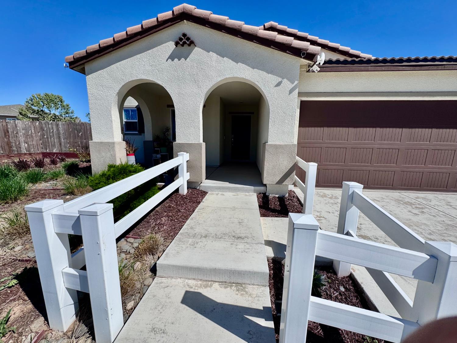 6106 Friendship Ct, Riverbank, CA 95367