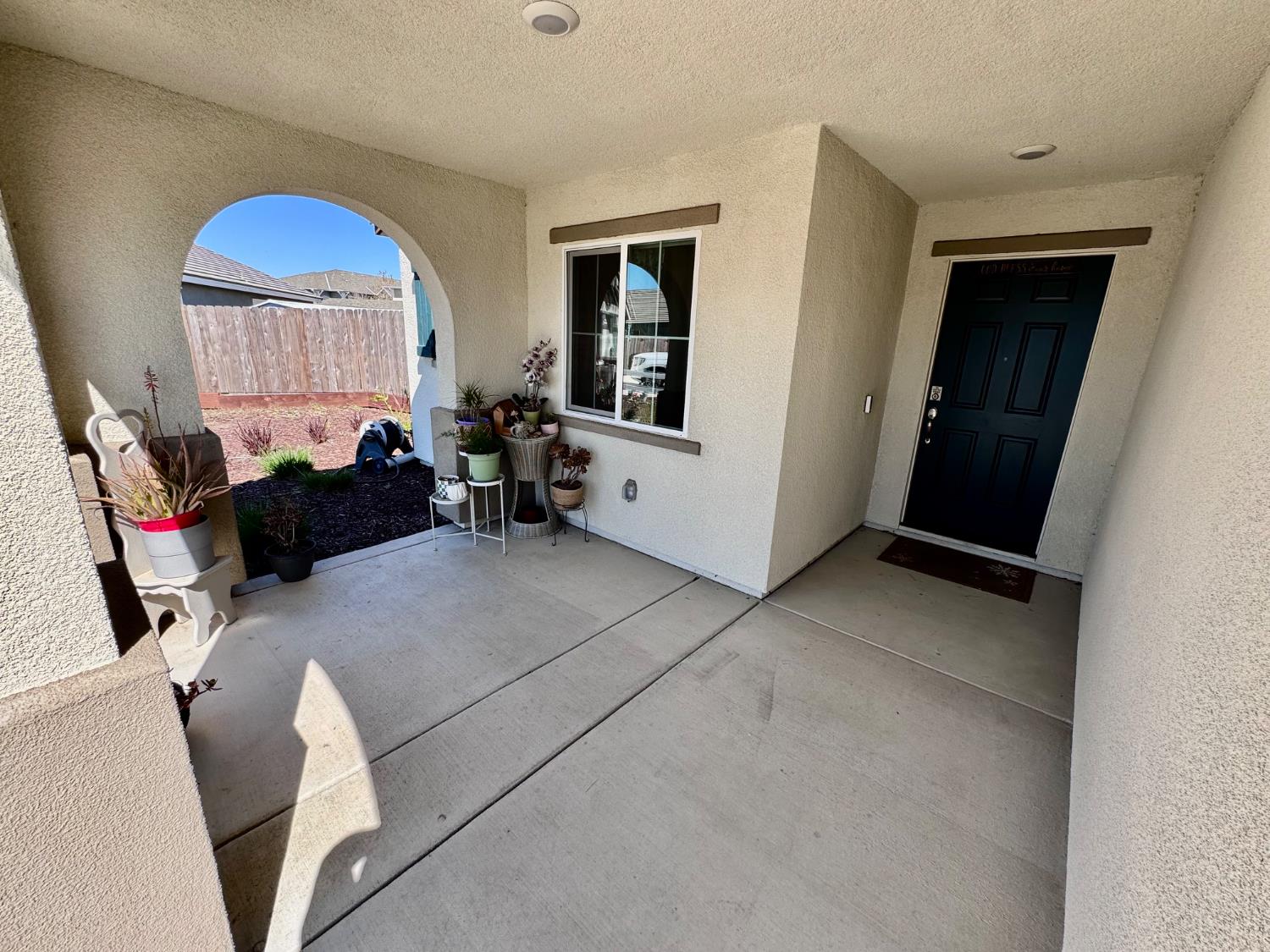 6106 Friendship Ct, Riverbank, CA 95367
