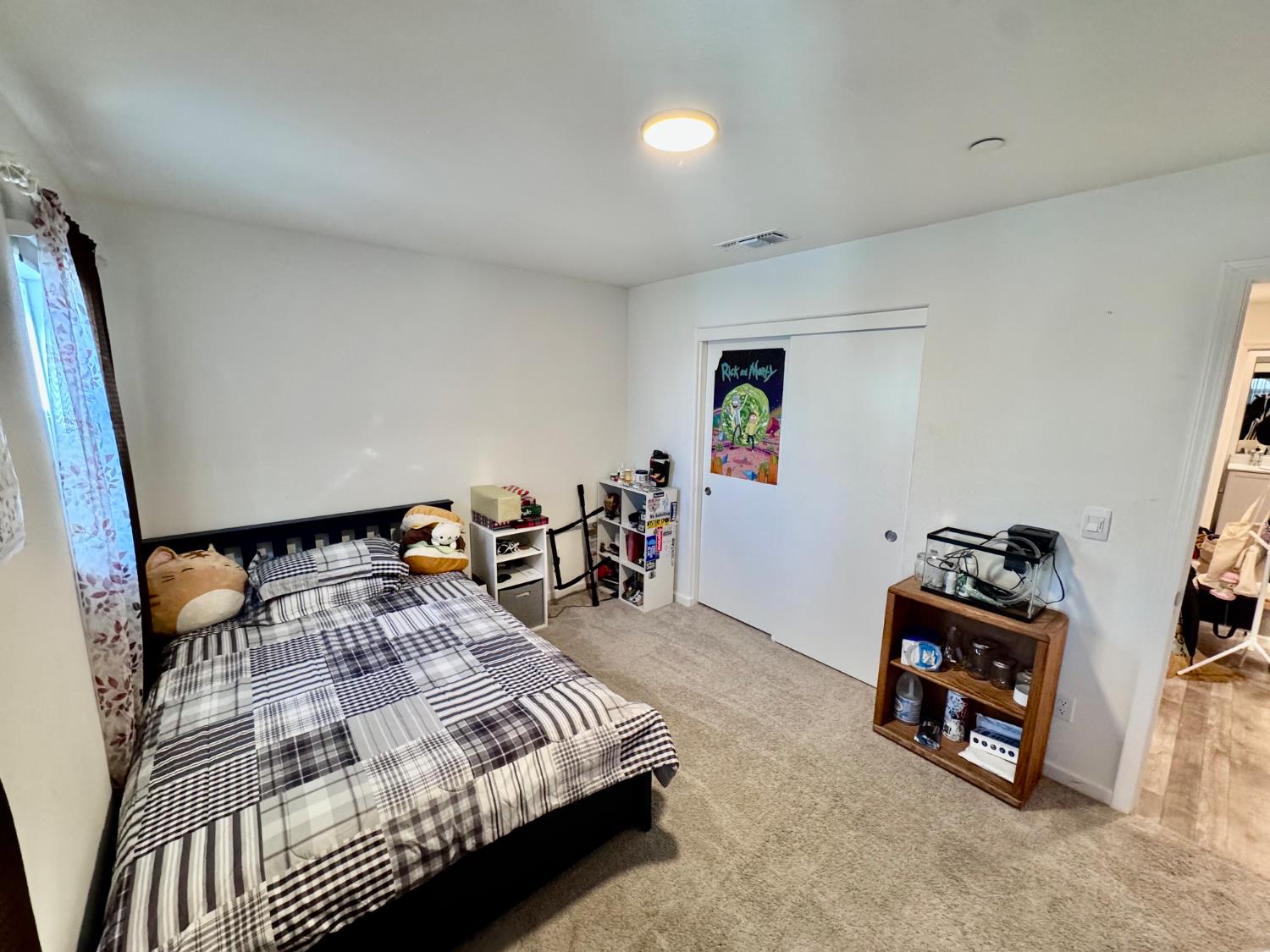6106 Friendship Ct, Riverbank, CA 95367