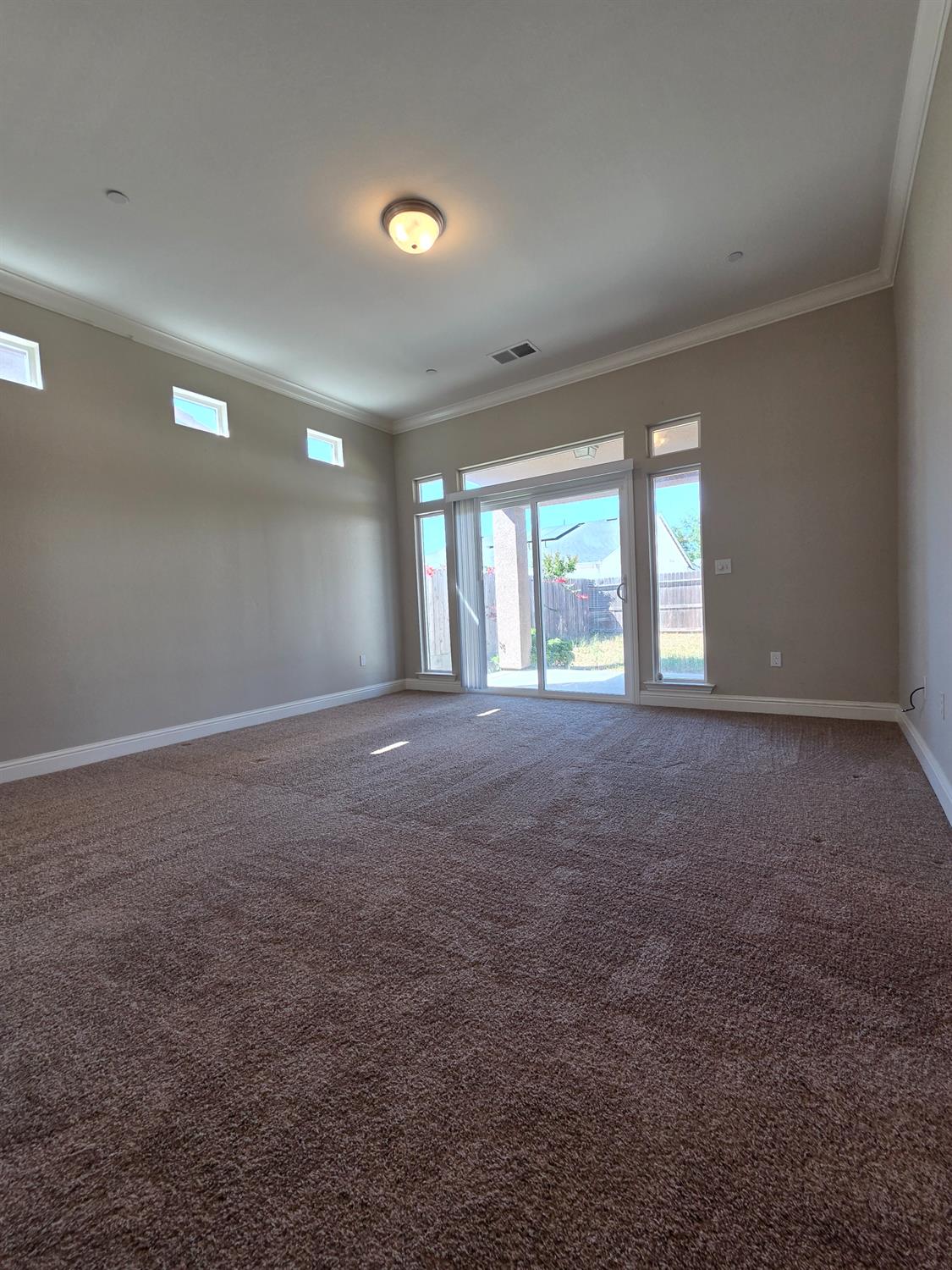 507 Hart Dr, Merced, CA 95348