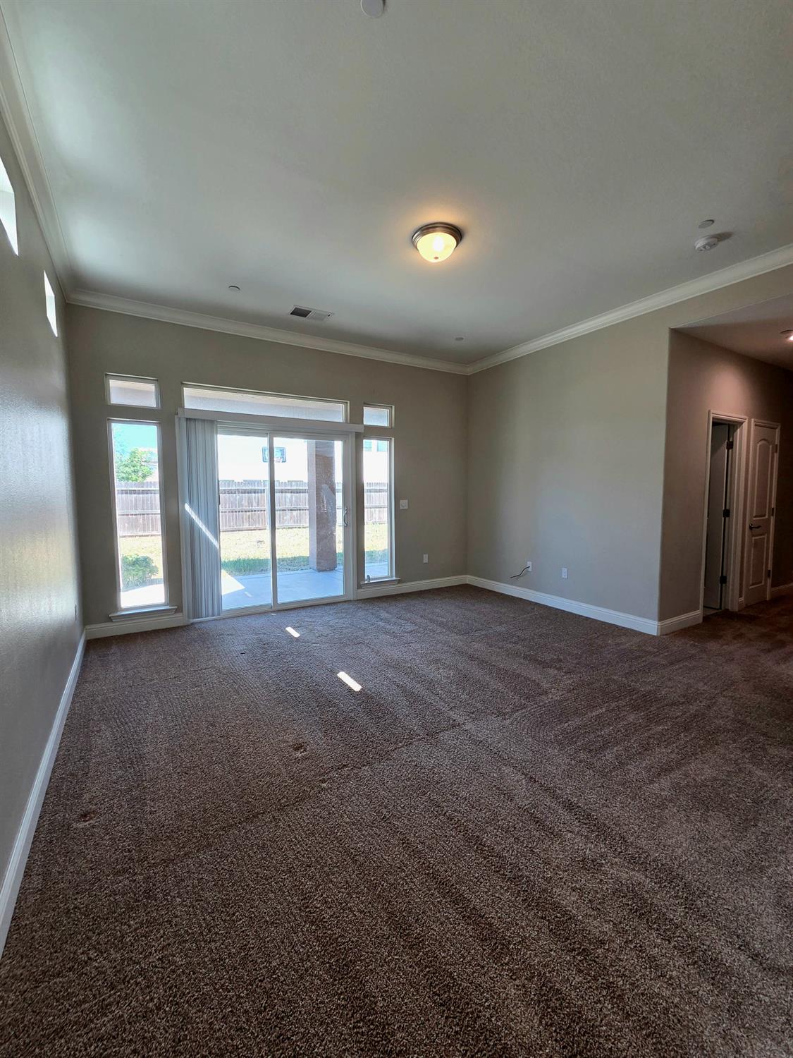 507 Hart Dr, Merced, CA 95348