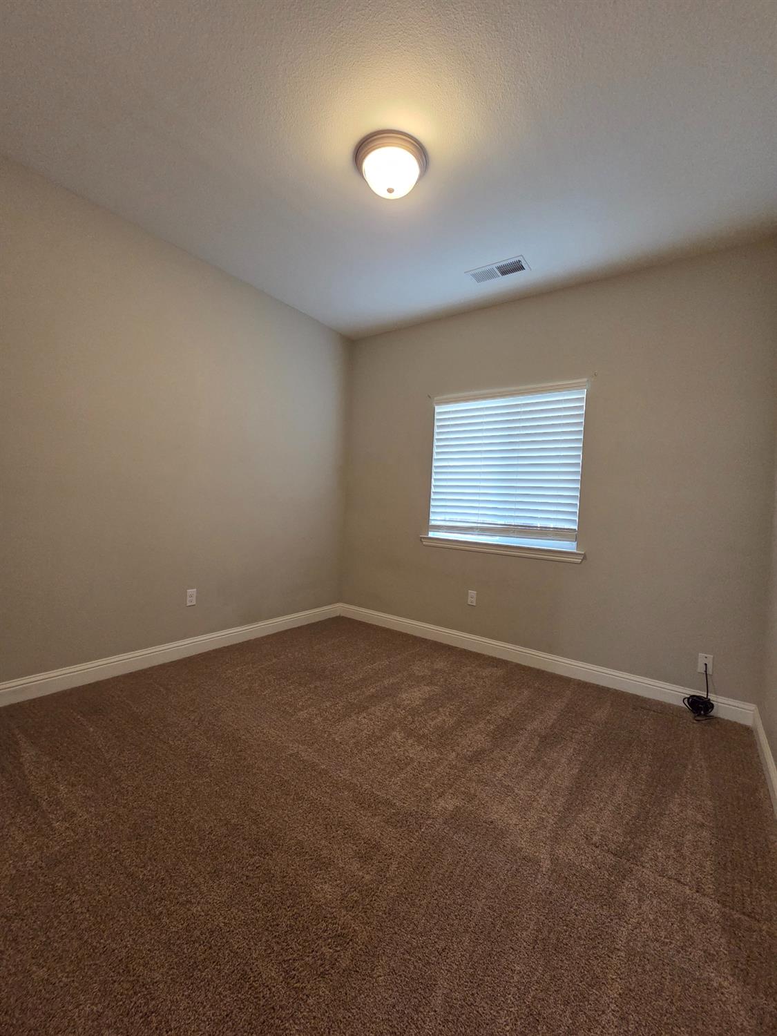 507 Hart Dr, Merced, CA 95348