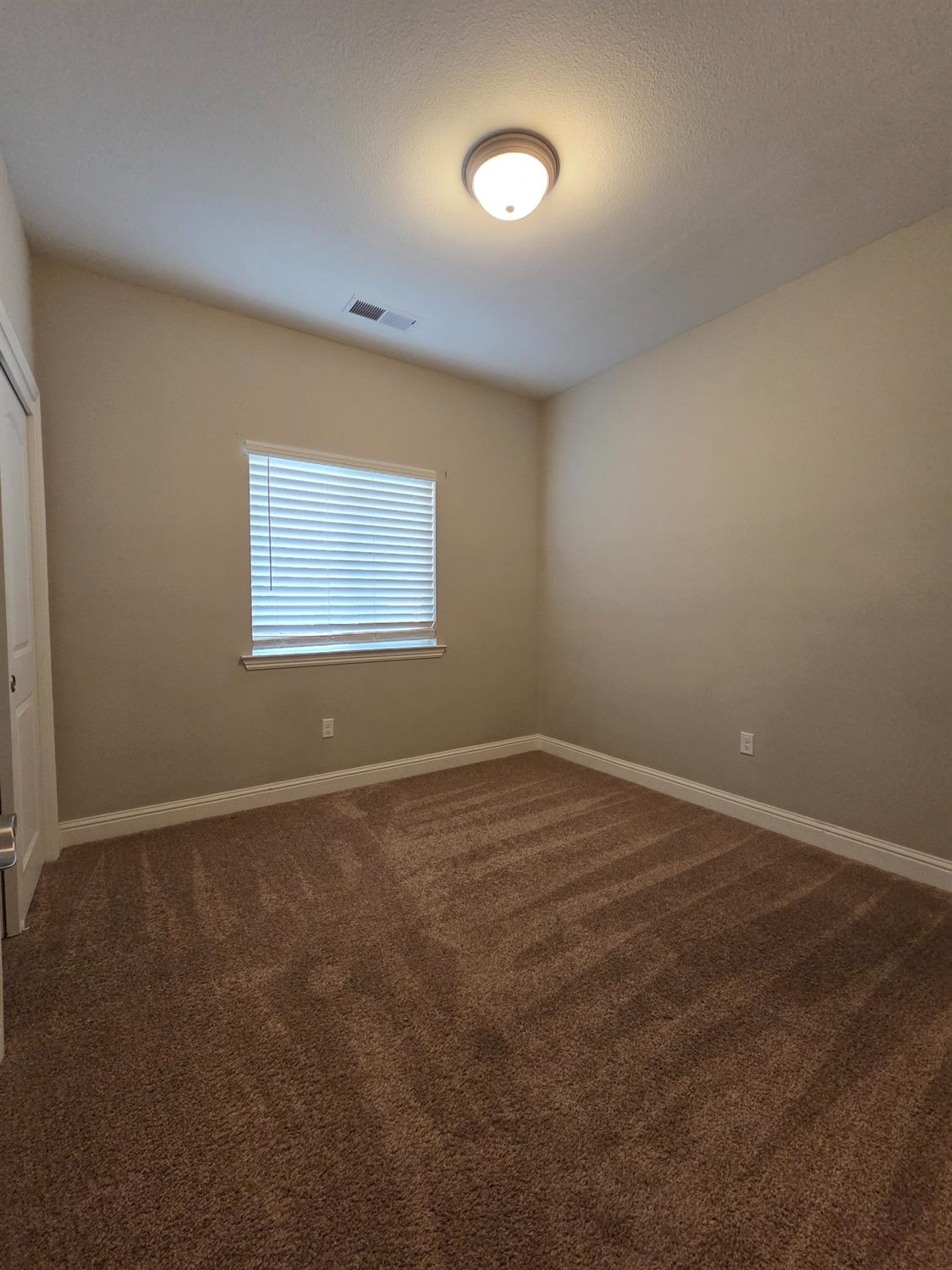 507 Hart Dr, Merced, CA 95348