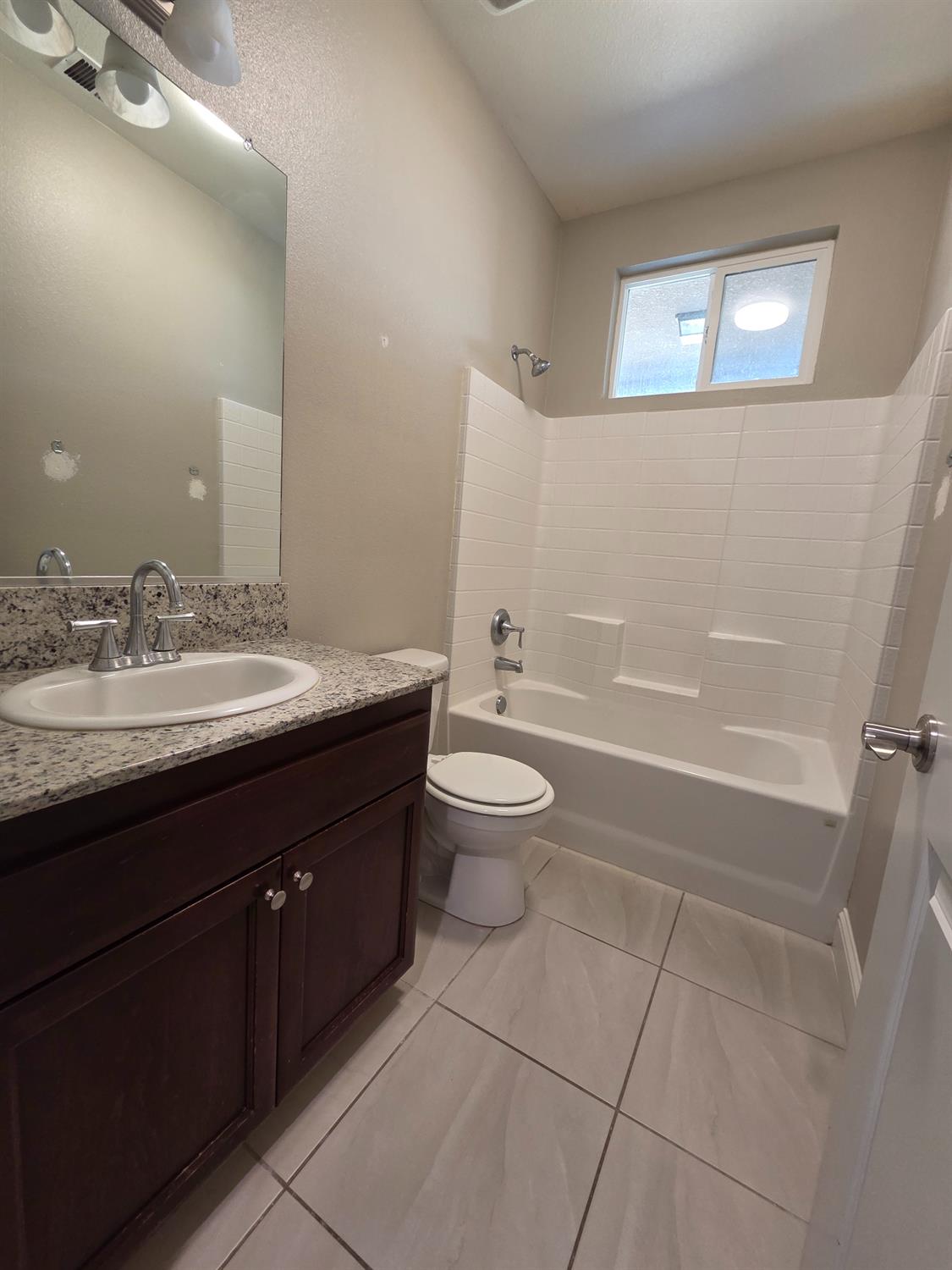 507 Hart Dr, Merced, CA 95348