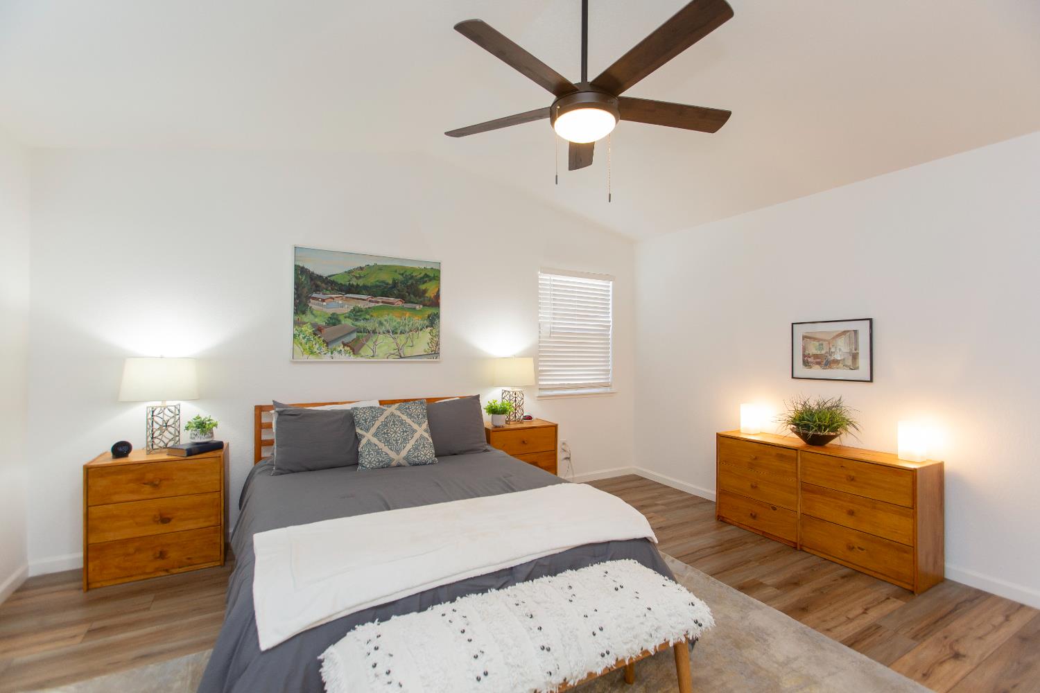 2333 Old Rose Ln, Turlock, CA 95382