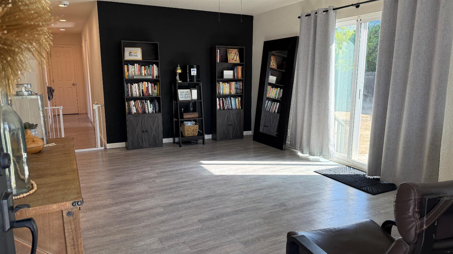 2041 Wally Ct, Modesto, CA 95350