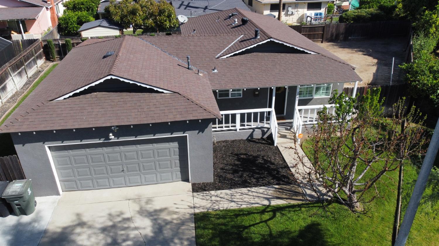 2041 Wally Ct, Modesto, CA 95350