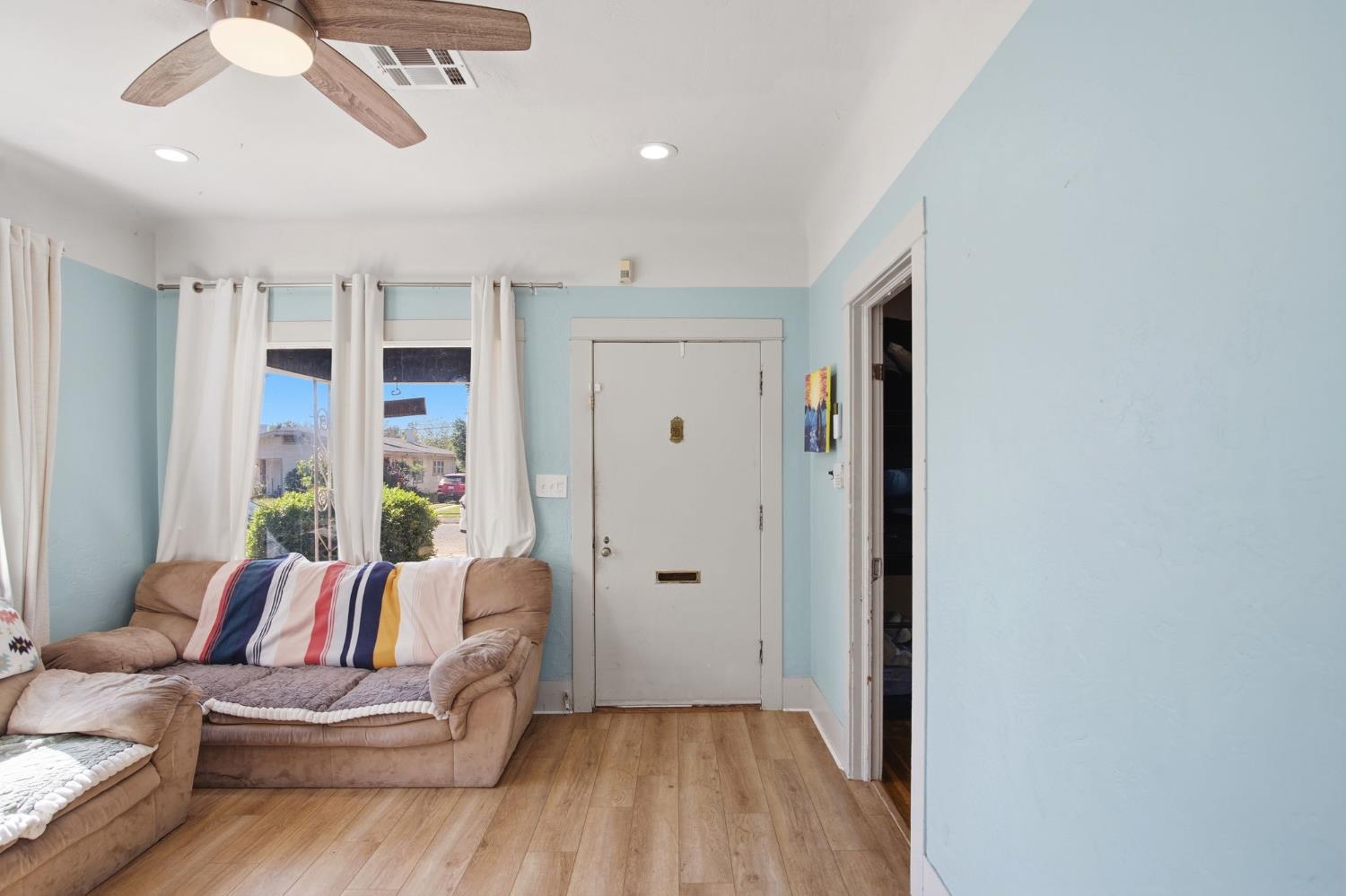 557 Florence St, Turlock, CA 95380