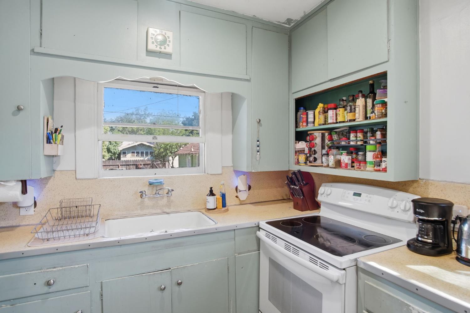 557 Florence St, Turlock, CA 95380