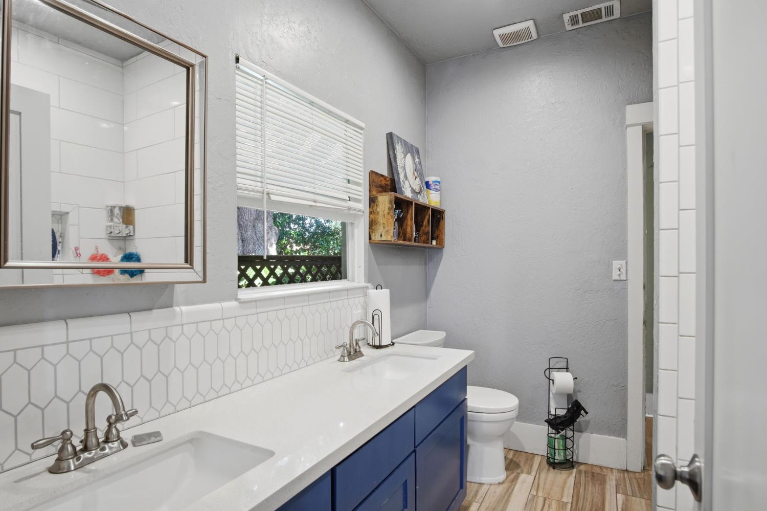 557 Florence St, Turlock, CA 95380