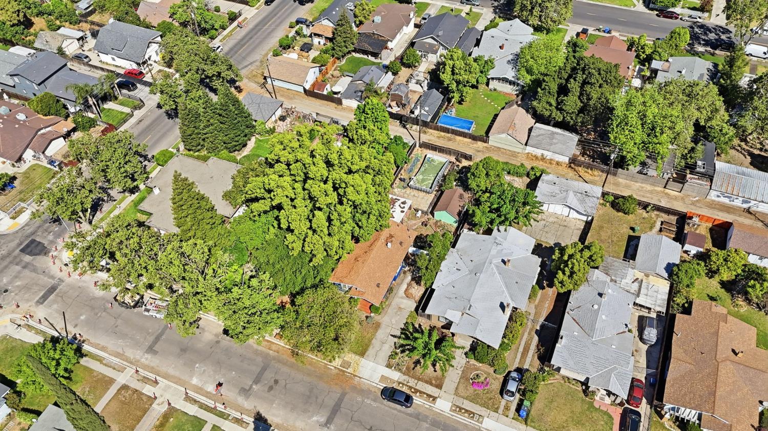 557 Florence St, Turlock, CA 95380