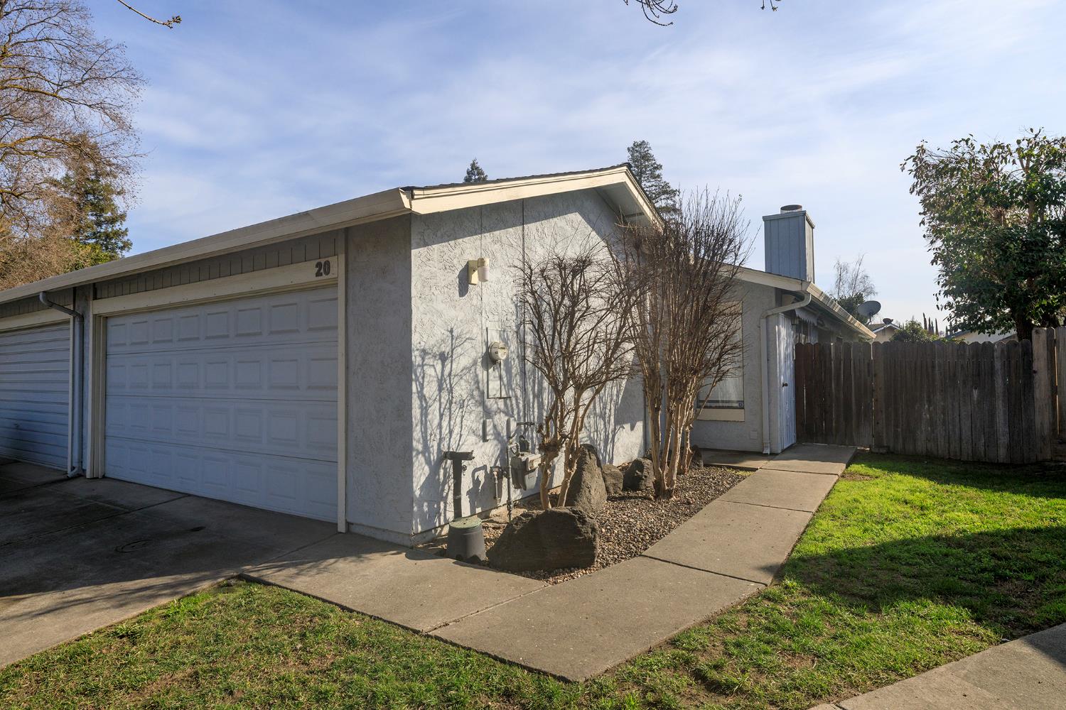 1296 Spruce Ln #20, Manteca, CA 95336