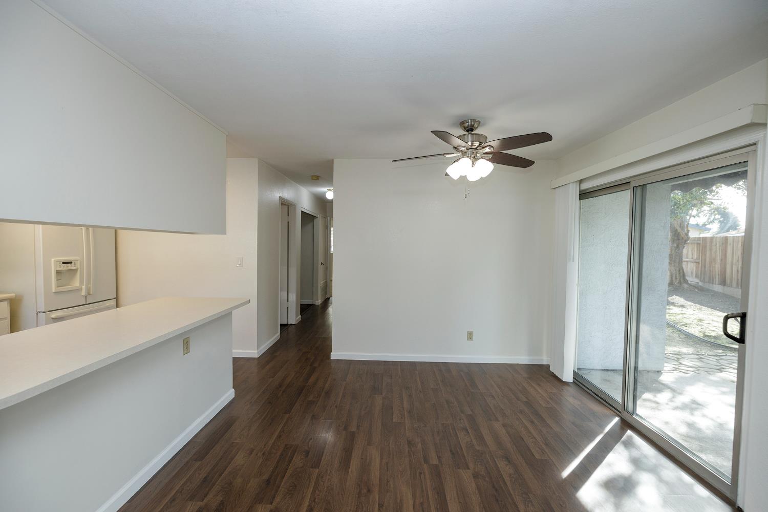 1296 Spruce Ln #20, Manteca, CA 95336