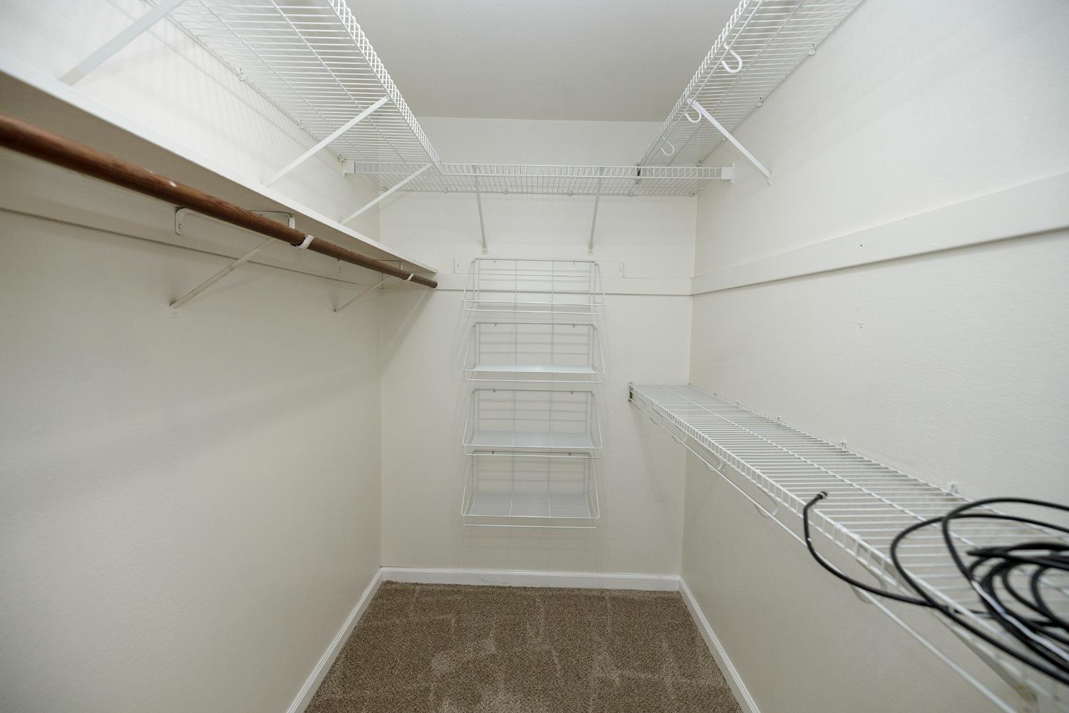 1296 Spruce Ln #20, Manteca, CA 95336