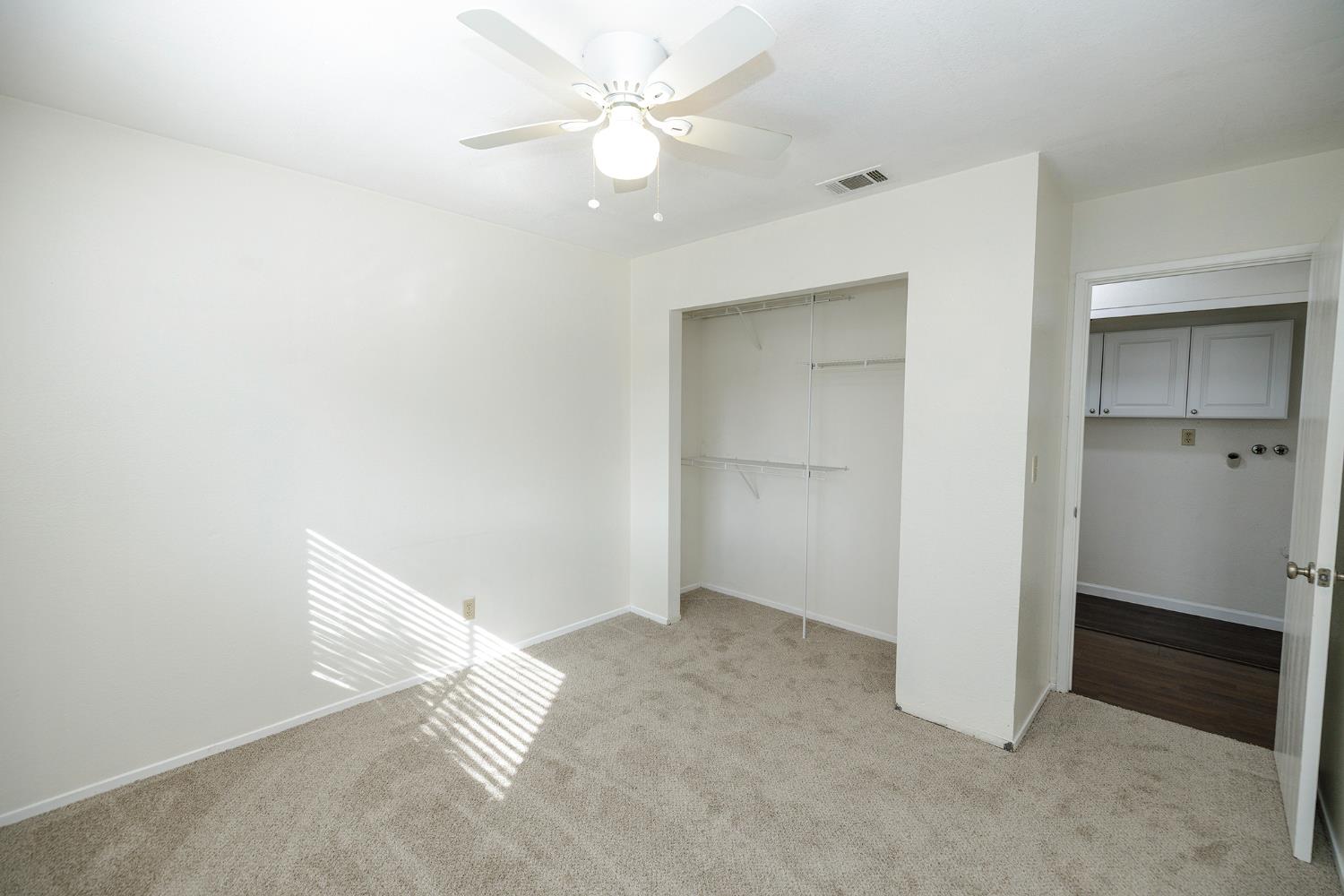 1296 Spruce Ln #20, Manteca, CA 95336