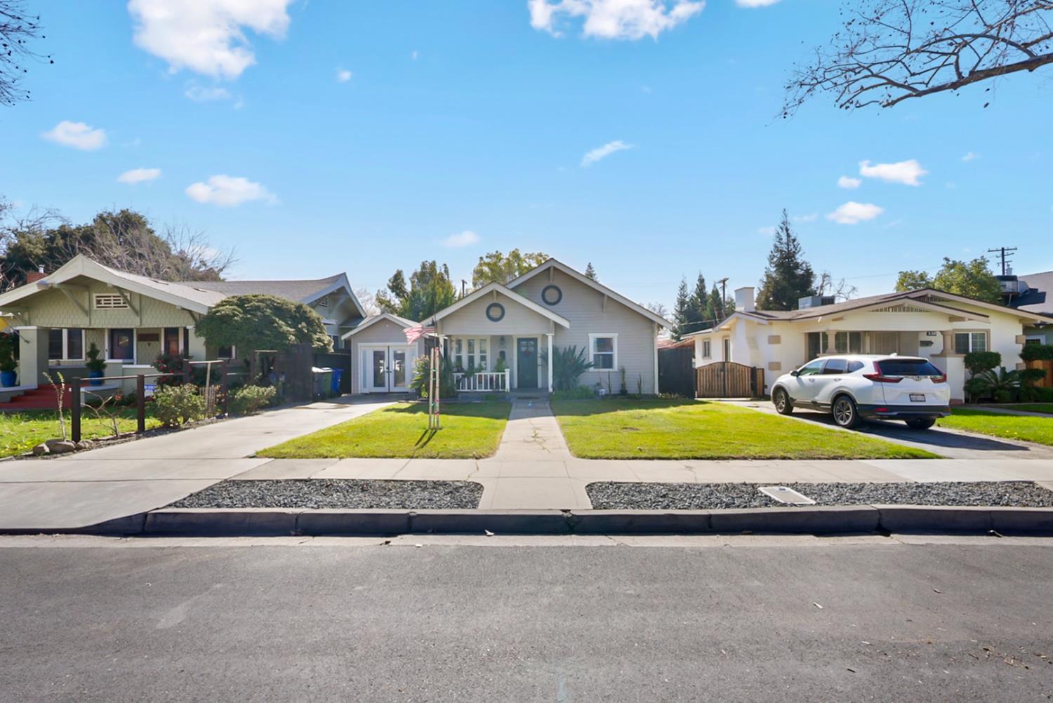 526 Flower St, Turlock, CA 95380