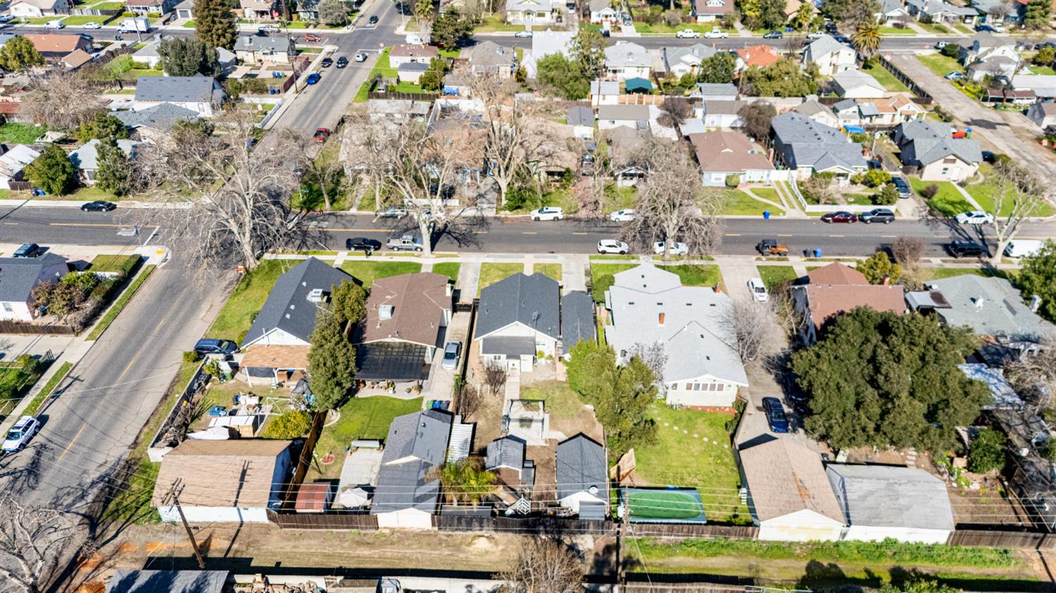 526 Flower St, Turlock, CA 95380