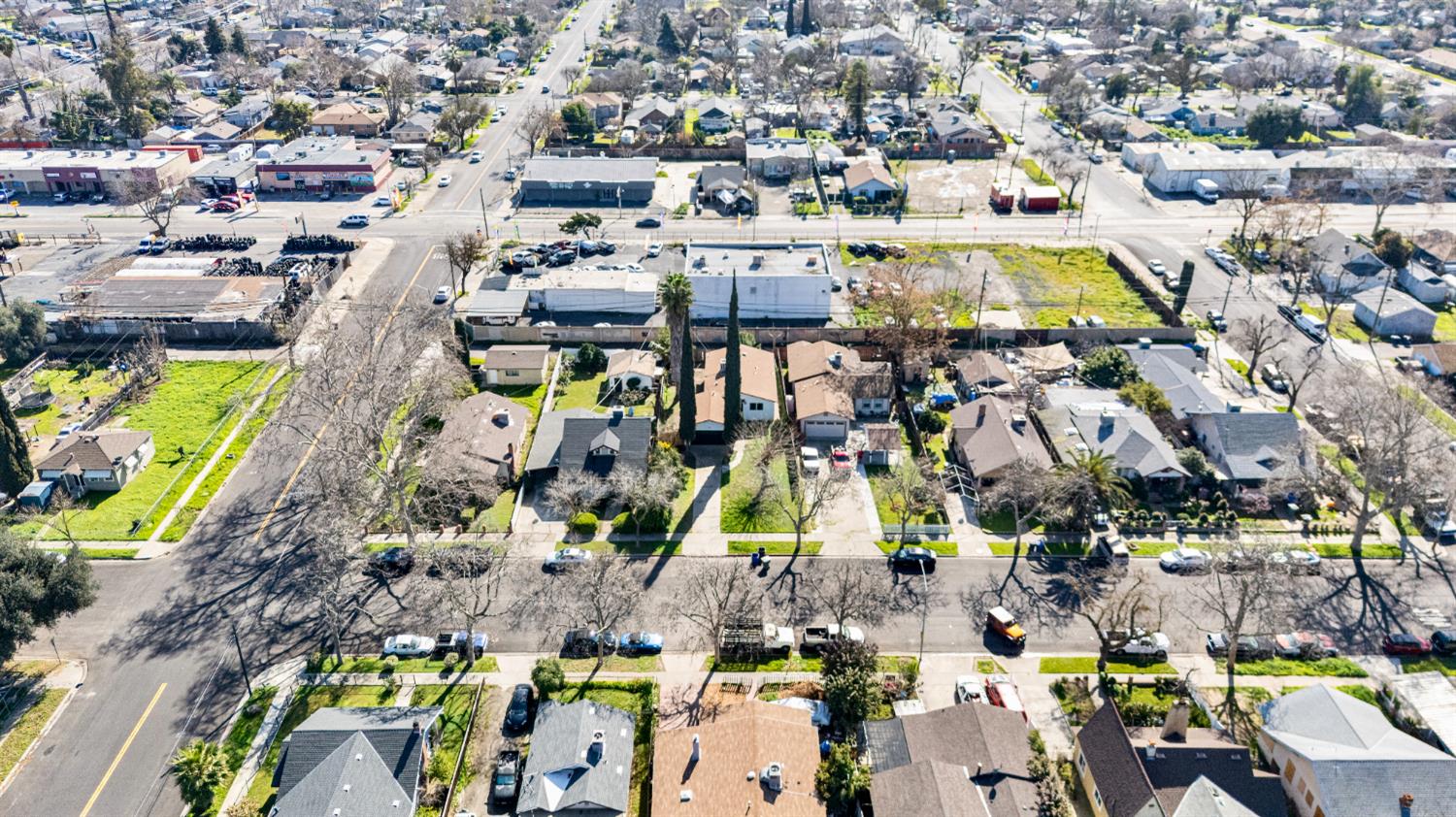 526 Flower St, Turlock, CA 95380