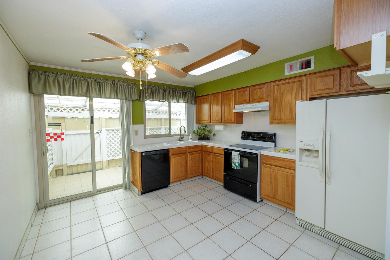 617 W Granger Ave #48, Modesto, CA 95350