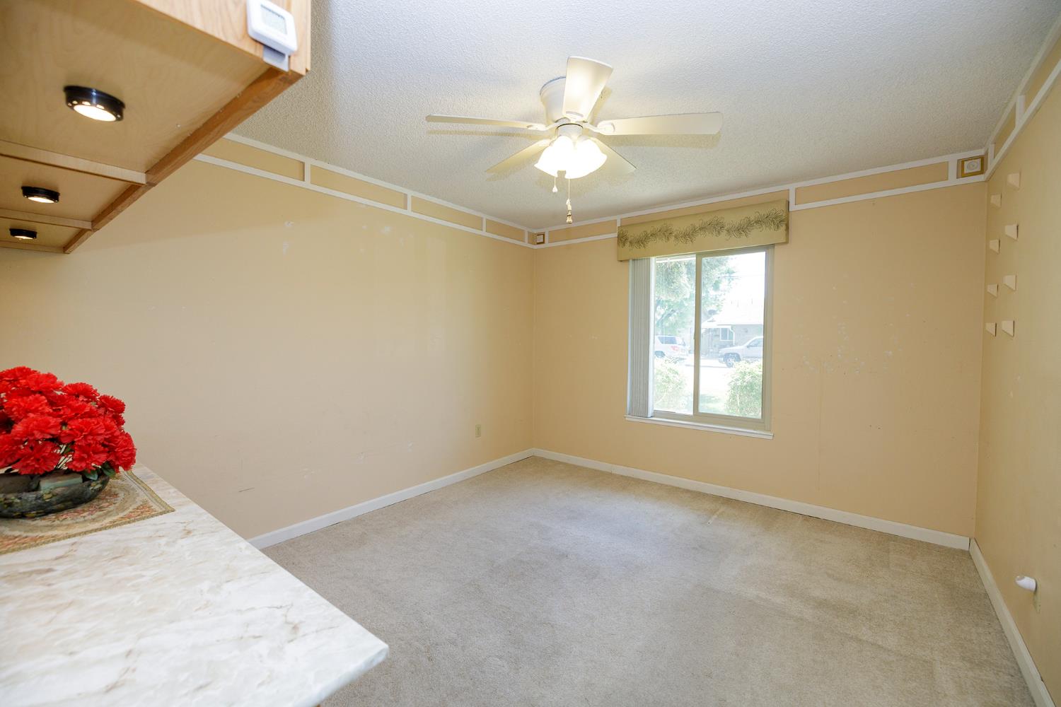 617 W Granger Ave #48, Modesto, CA 95350