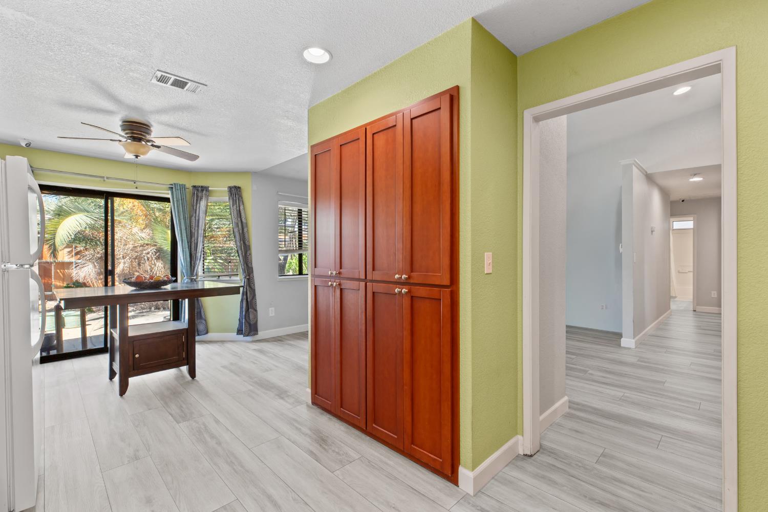 613 Hillstock Ct, Patterson, CA 95363