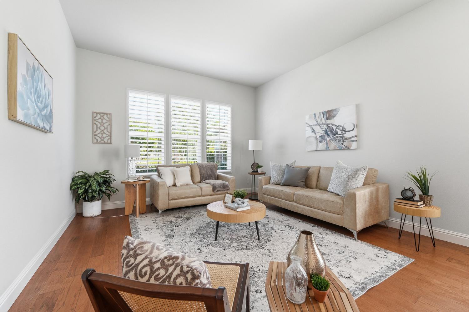 2159 Knollwood Ct, Manteca, CA 95336