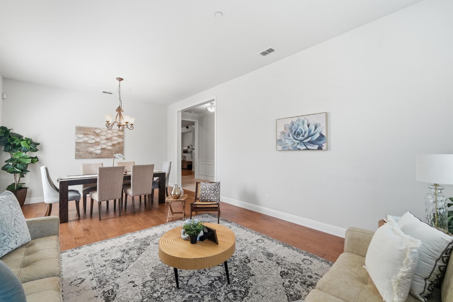 2159 Knollwood Ct, Manteca, CA 95336