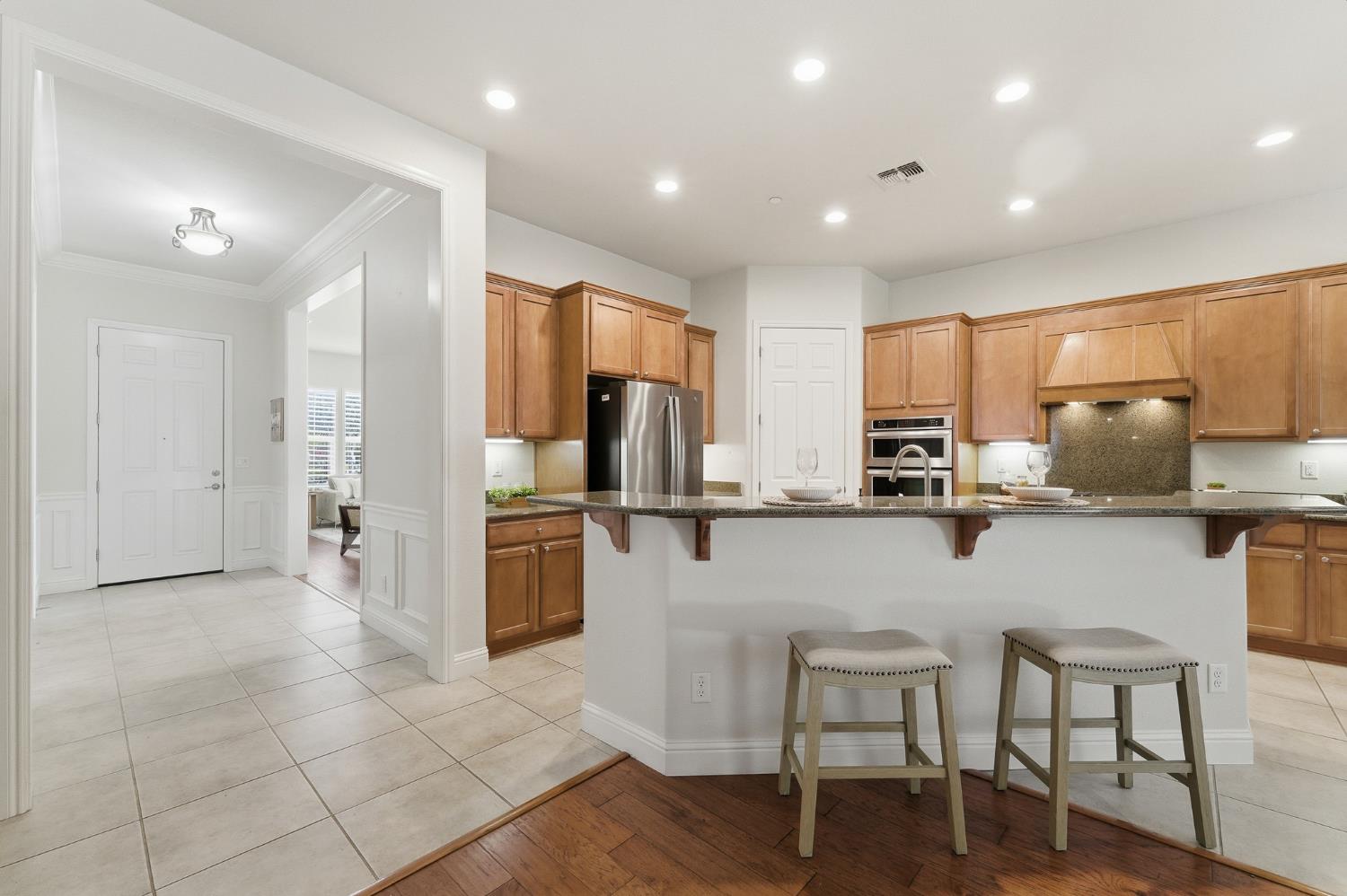 2159 Knollwood Ct, Manteca, CA 95336