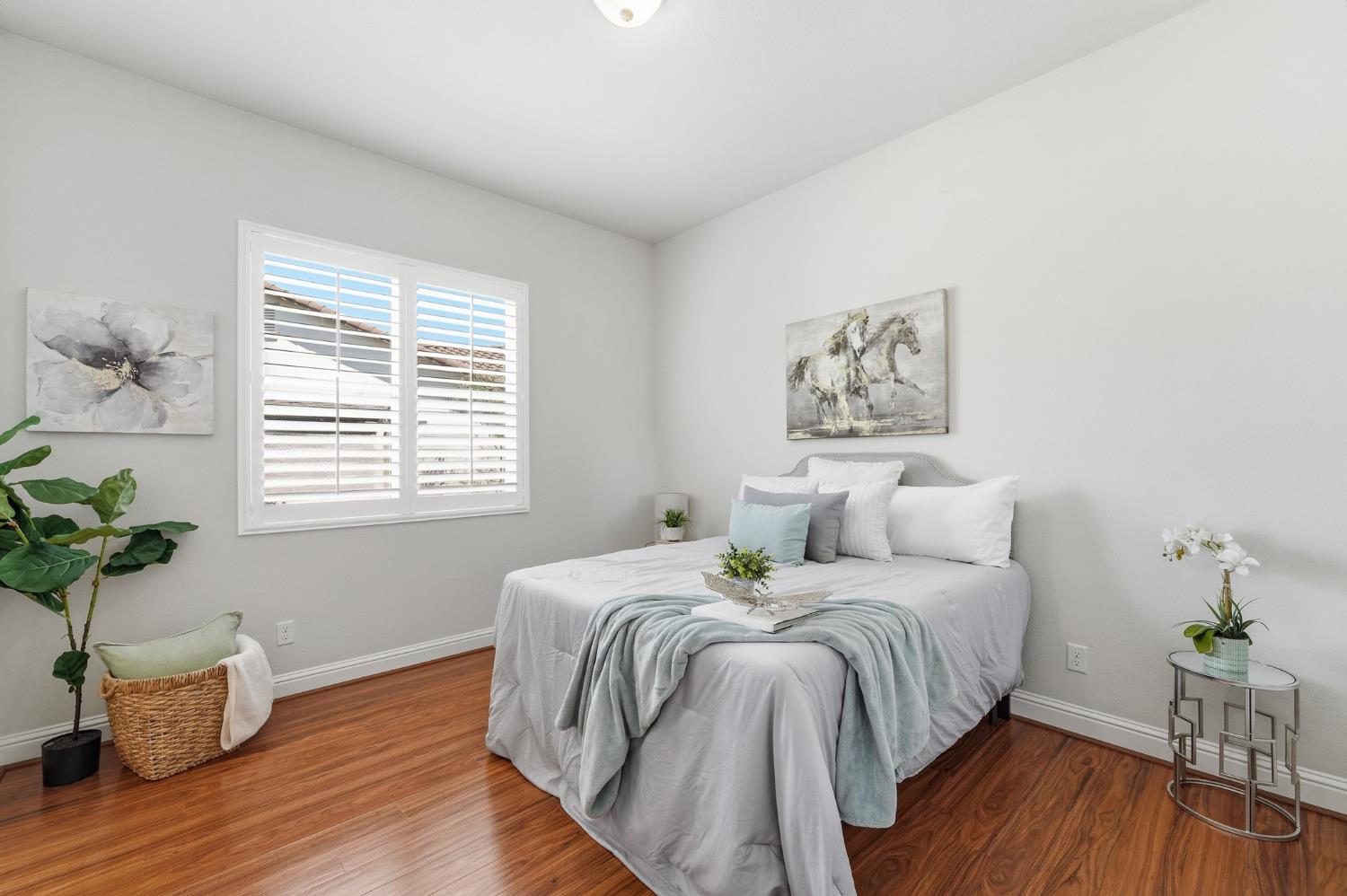 2159 Knollwood Ct, Manteca, CA 95336