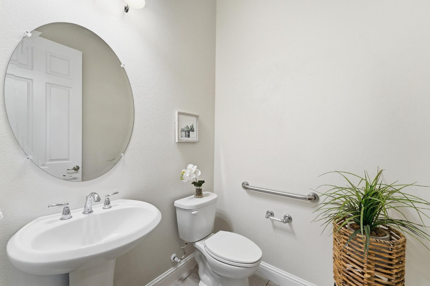 2159 Knollwood Ct, Manteca, CA 95336