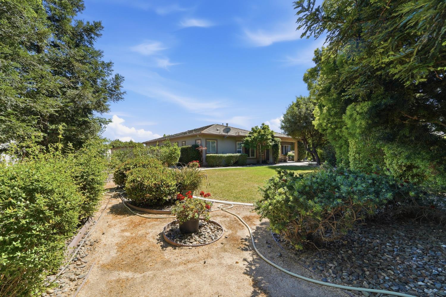 2159 Knollwood Ct, Manteca, CA 95336