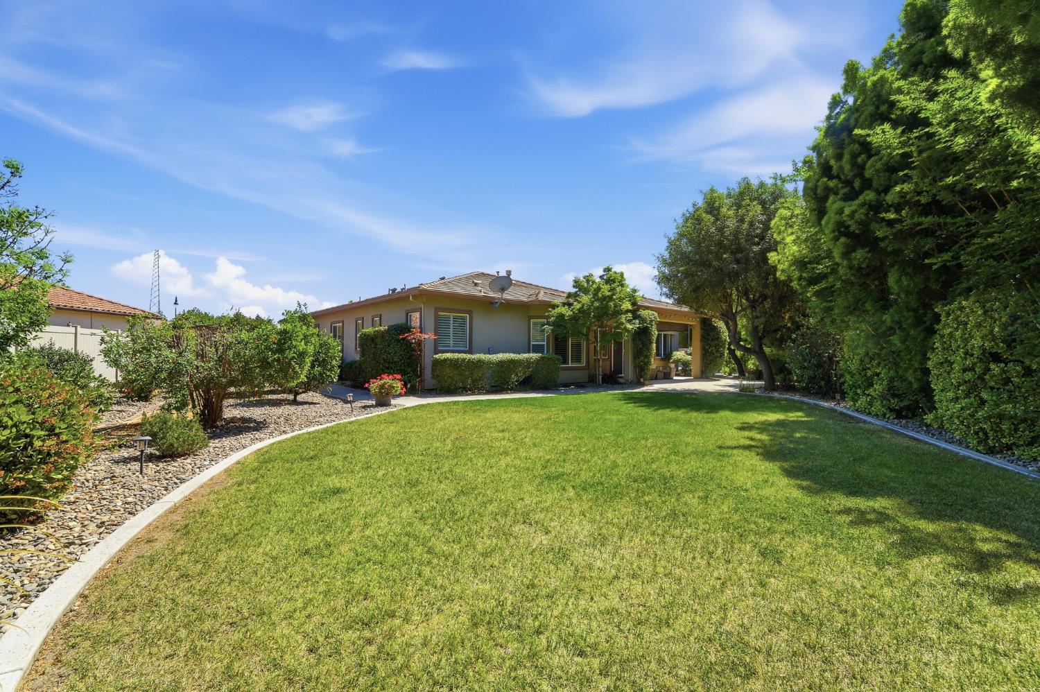 2159 Knollwood Ct, Manteca, CA 95336