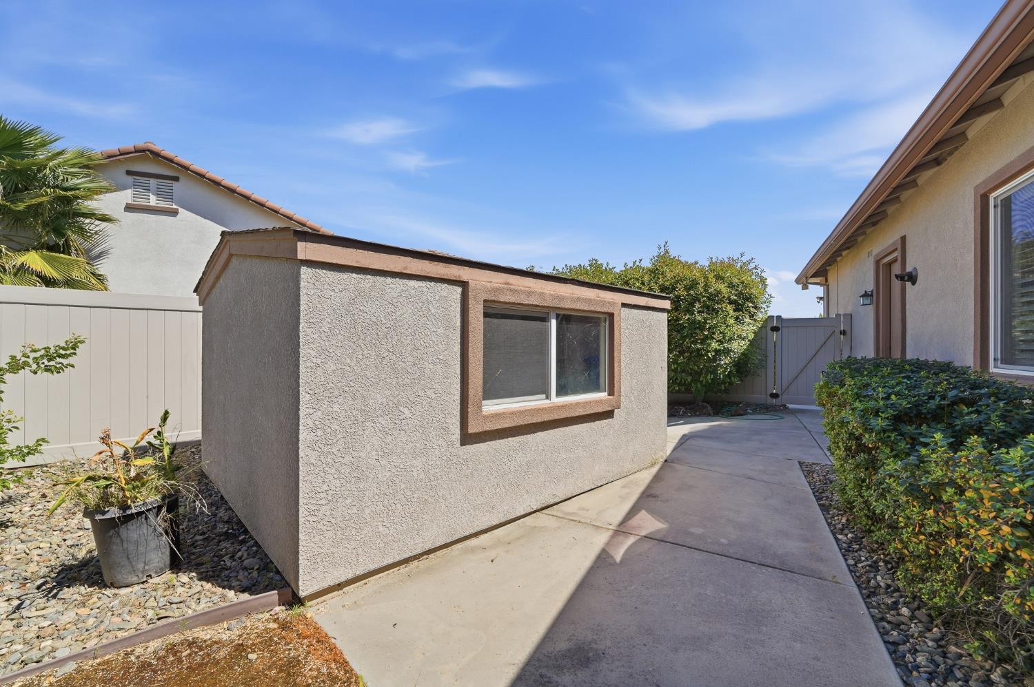 2159 Knollwood Ct, Manteca, CA 95336