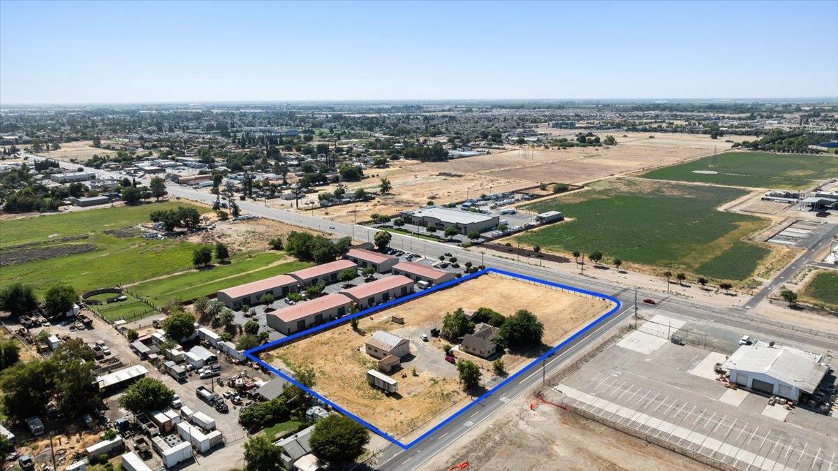 140 Swanson Rd, Manteca, CA 95337