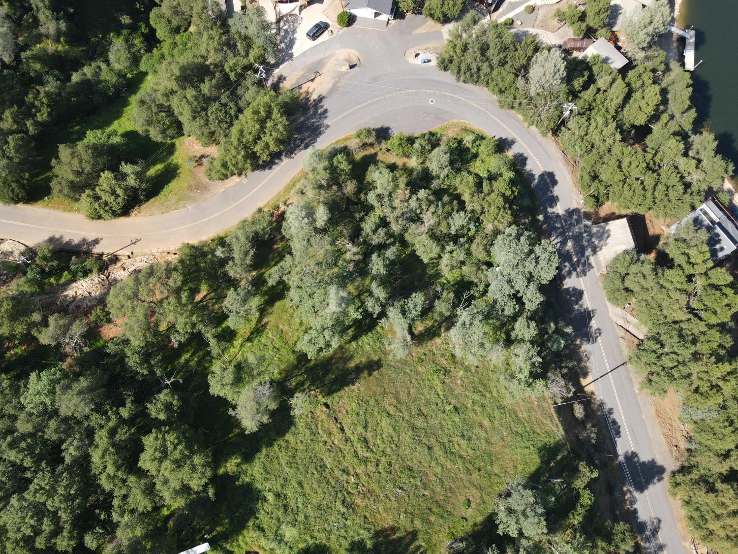 4820 Lakeshore Dr, Copperopolis, CA 95228