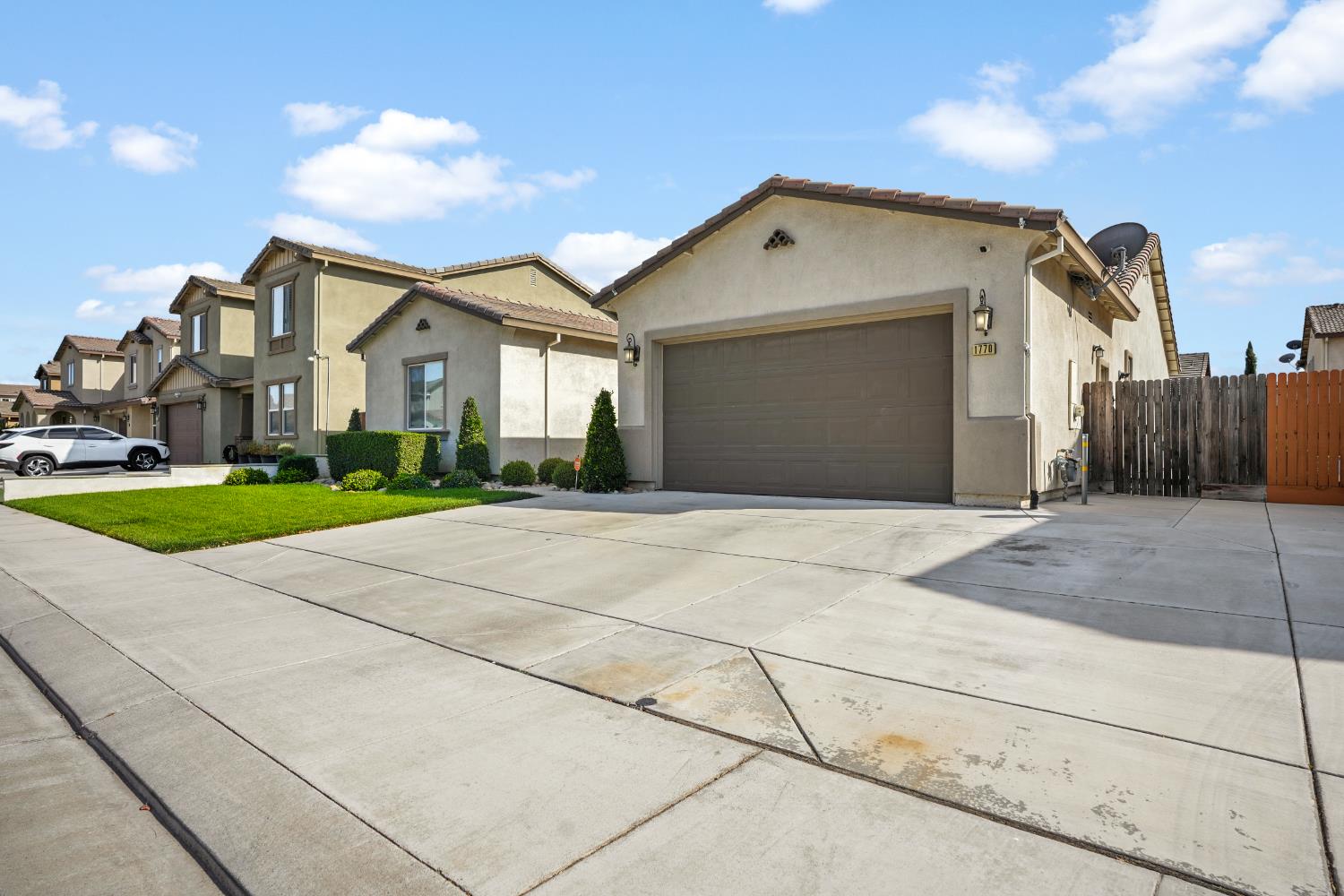 1770 Ettle, Manteca, CA 95337