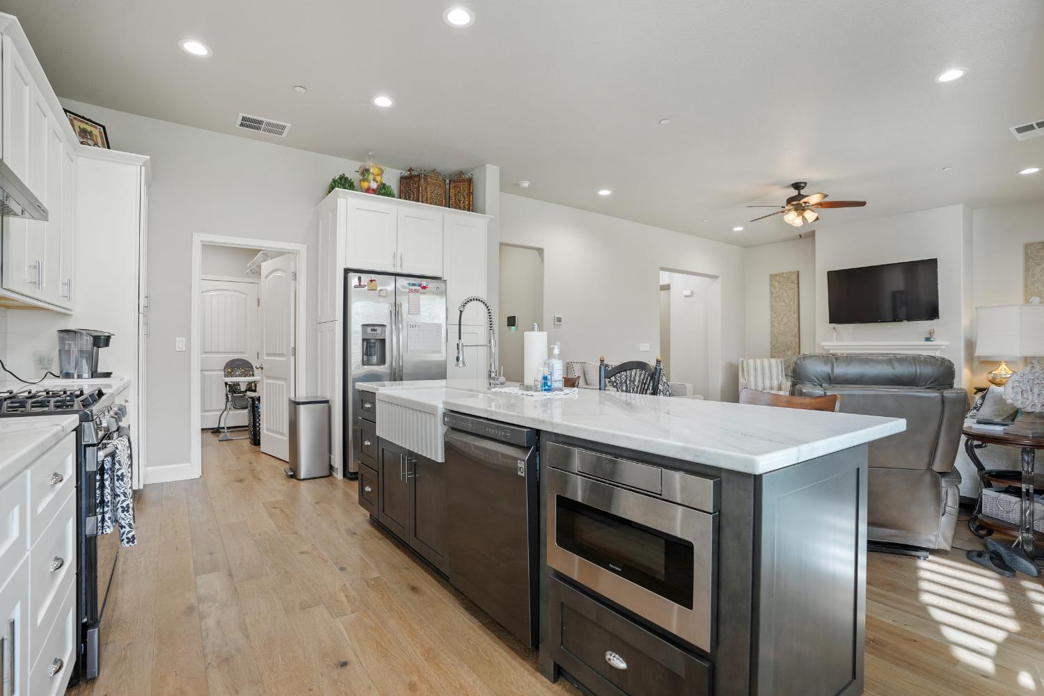 1770 Ettle, Manteca, CA 95337