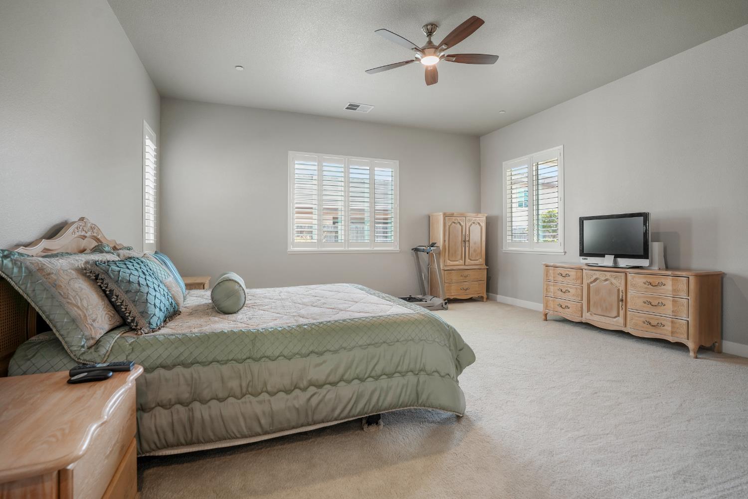 1770 Ettle, Manteca, CA 95337