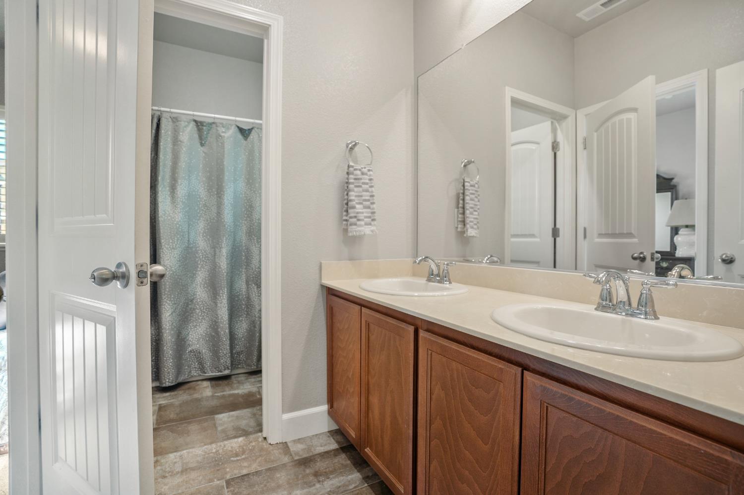 1770 Ettle, Manteca, CA 95337