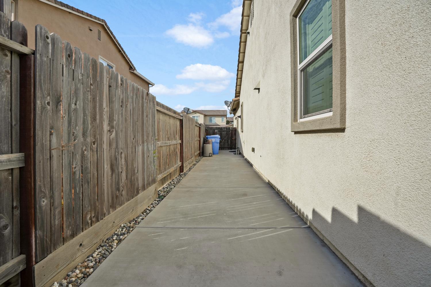 1770 Ettle, Manteca, CA 95337