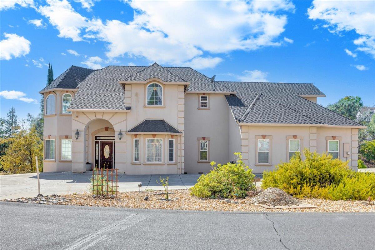 294 Sunrise Rd #2, Copperopolis, CA 95228