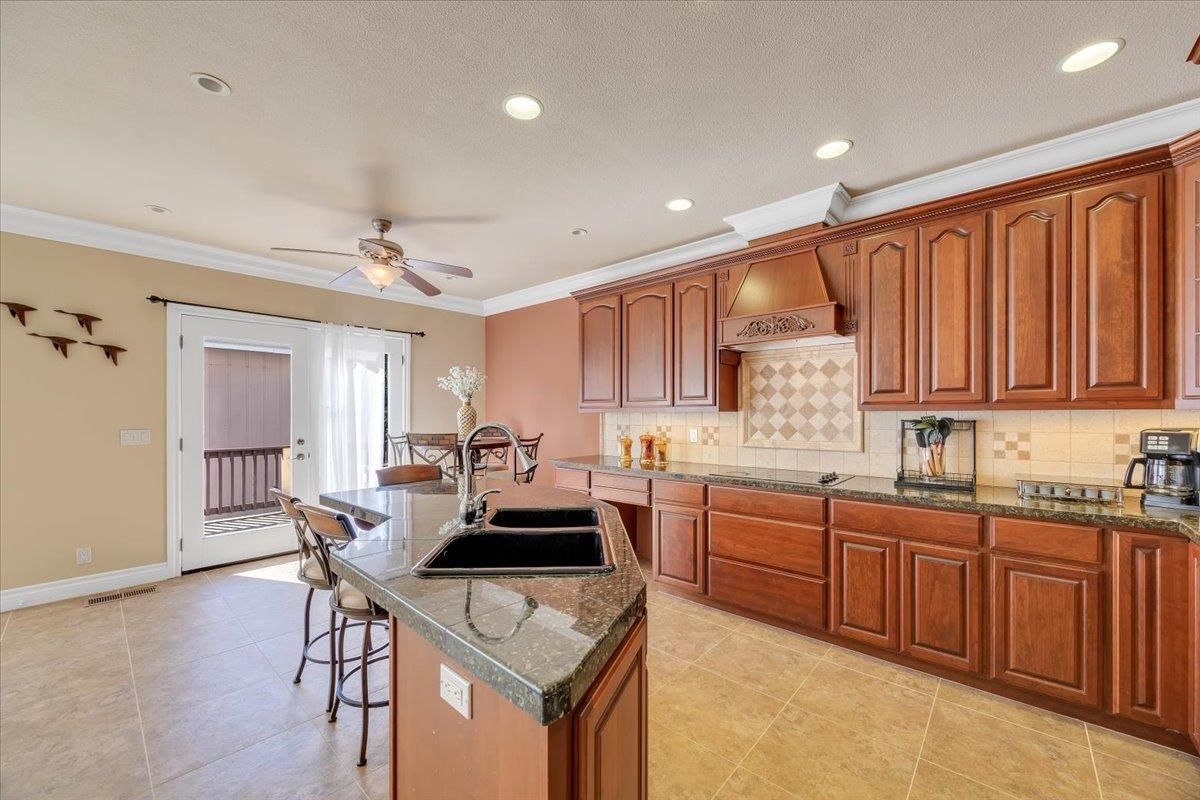 294 Sunrise Rd #2, Copperopolis, CA 95228