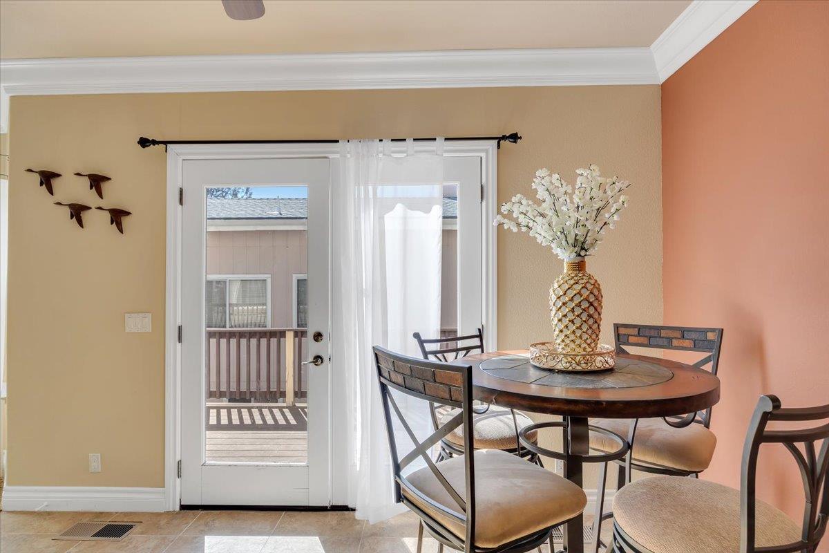 294 Sunrise Rd #2, Copperopolis, CA 95228